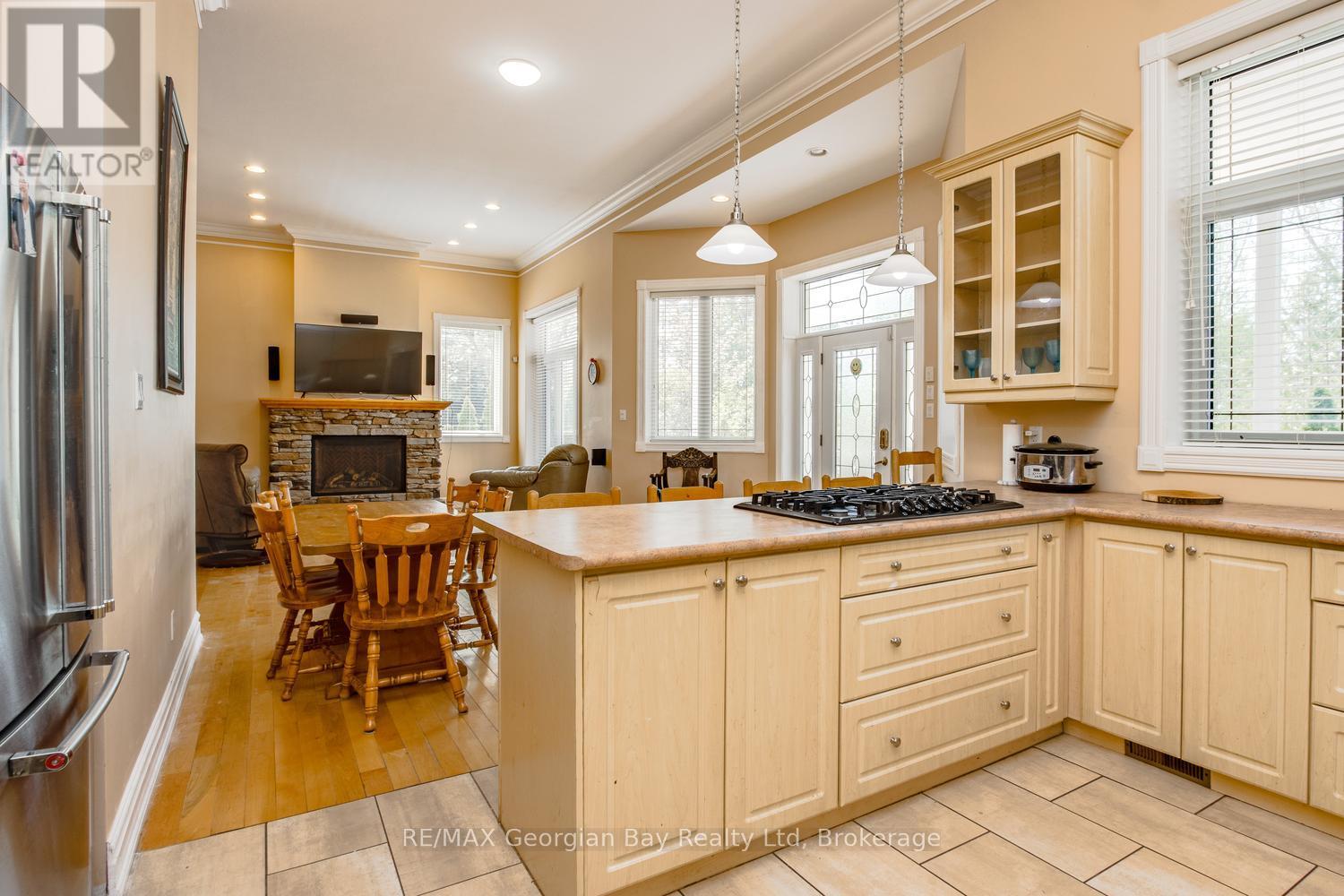 1107 Tiny Beaches Road S, Tiny, Ontario  L0L 2T0 - Photo 11 - S13149262