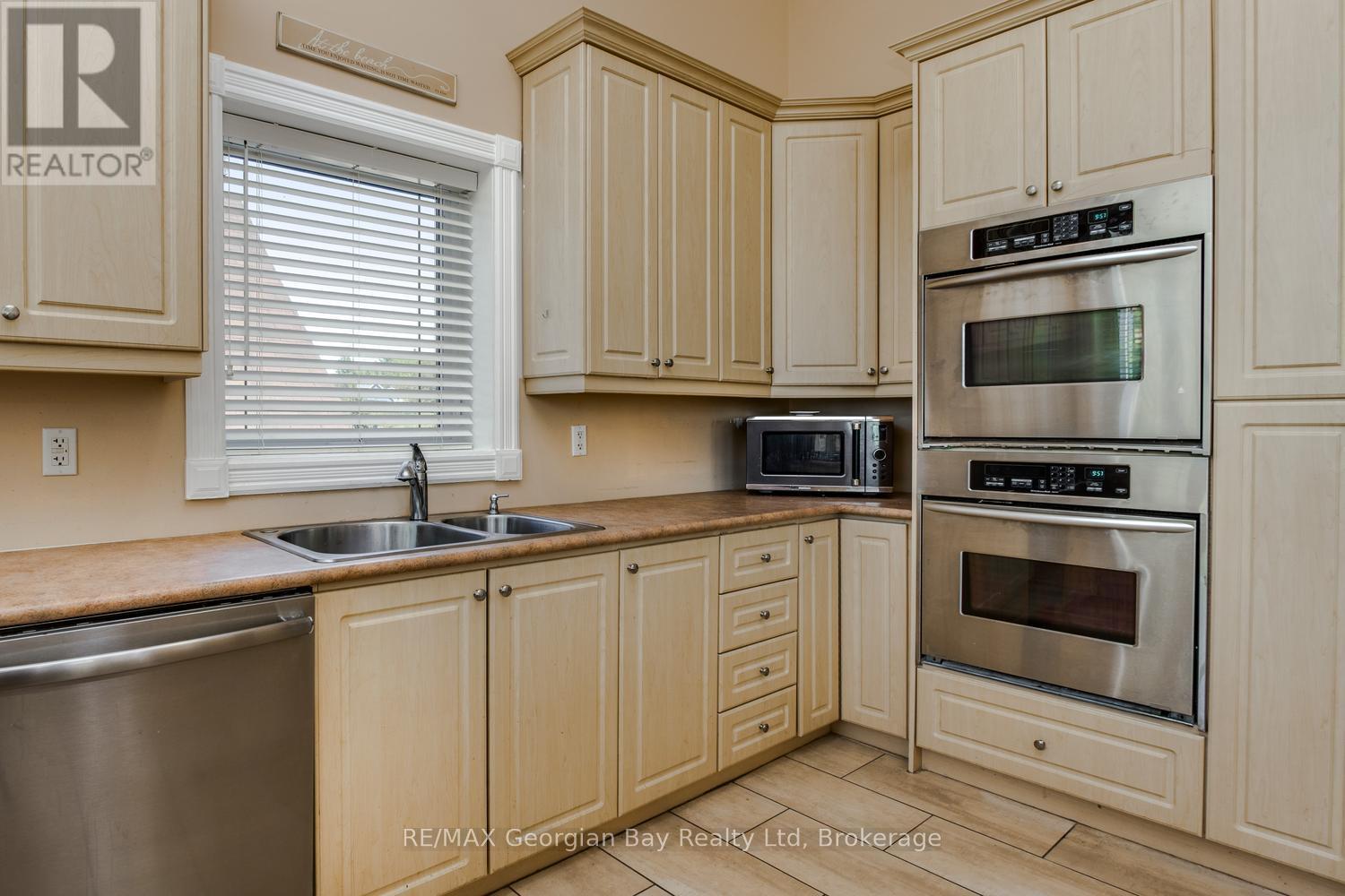 1107 Tiny Beaches Road S, Tiny, Ontario  L0L 2T0 - Photo 15 - S13149262