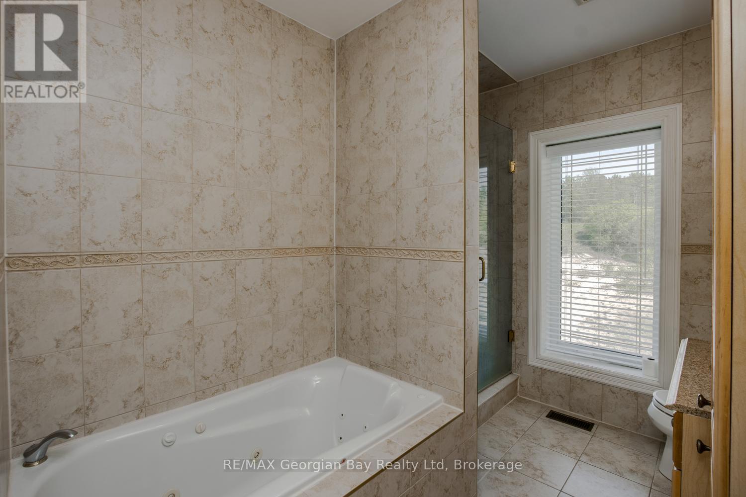 1107 Tiny Beaches Road S, Tiny, Ontario  L0L 2T0 - Photo 29 - S13149262