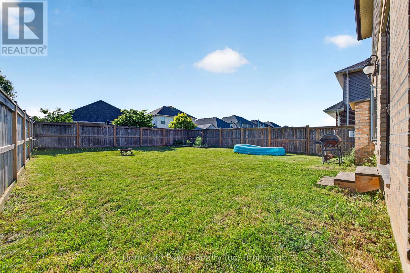 32 Ashberry Place, St. Thomas, Ontario  N5R 0H7 - Photo 36 - X13150292