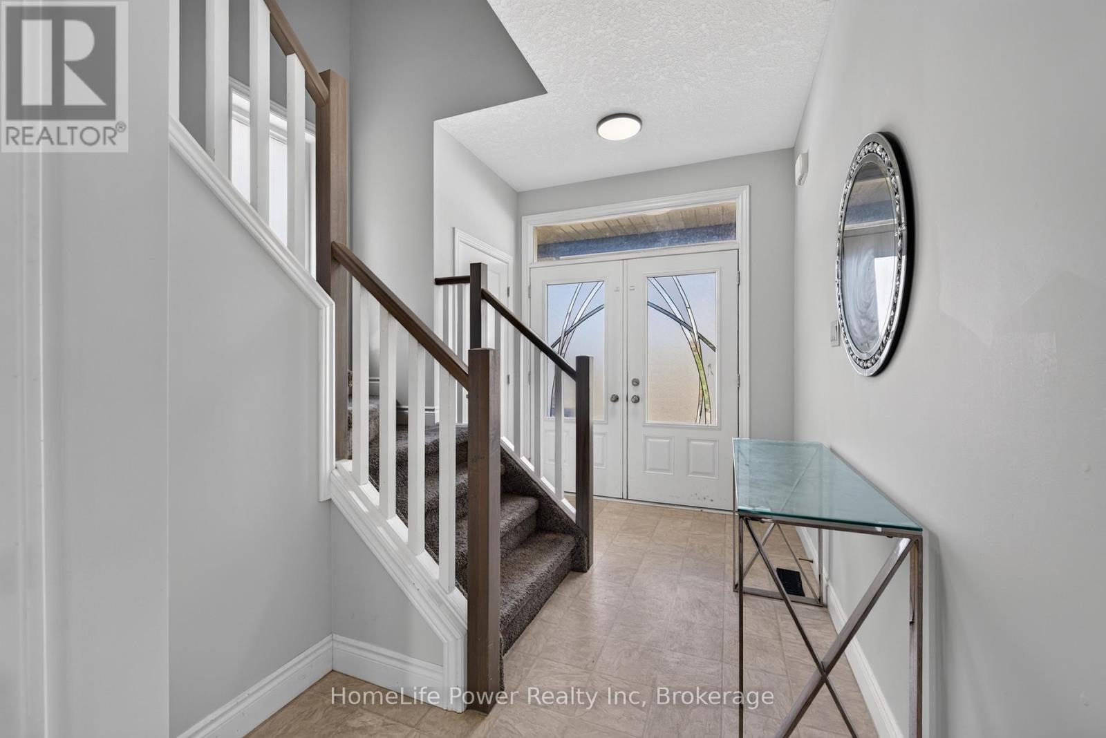 32 Ashberry Place, St. Thomas, Ontario  N5R 0H7 - Photo 7 - X13150292
