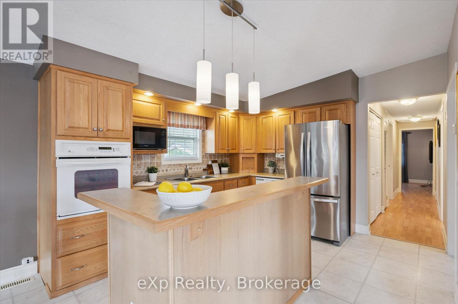 18 Jasper Heights Private, Puslinch, Ontario  N0B 2C0 - Photo 13 - X13150298