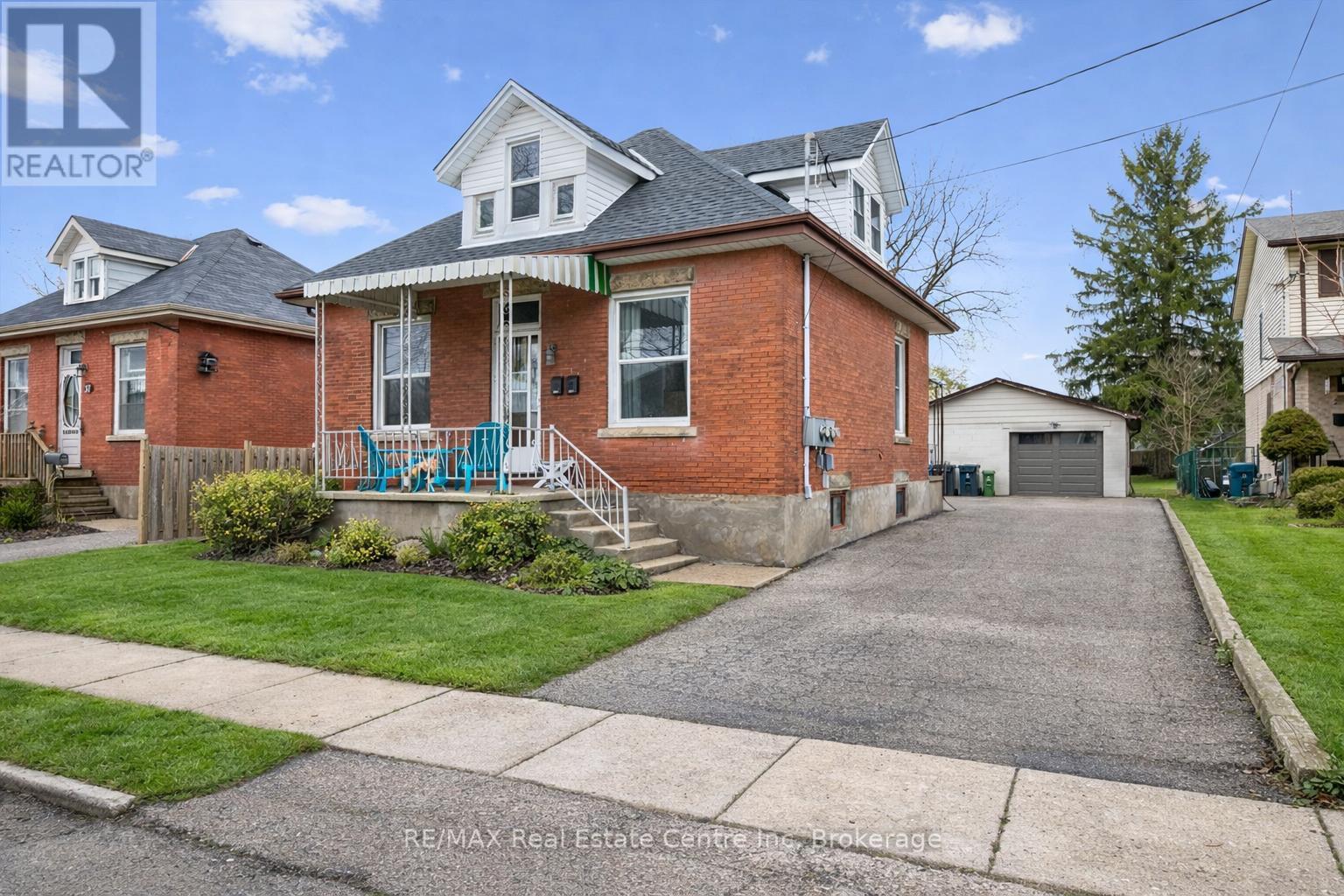 29 Crimea Street, Guelph, Ontario  N1H 2Y5 - Photo 2 - X13150316