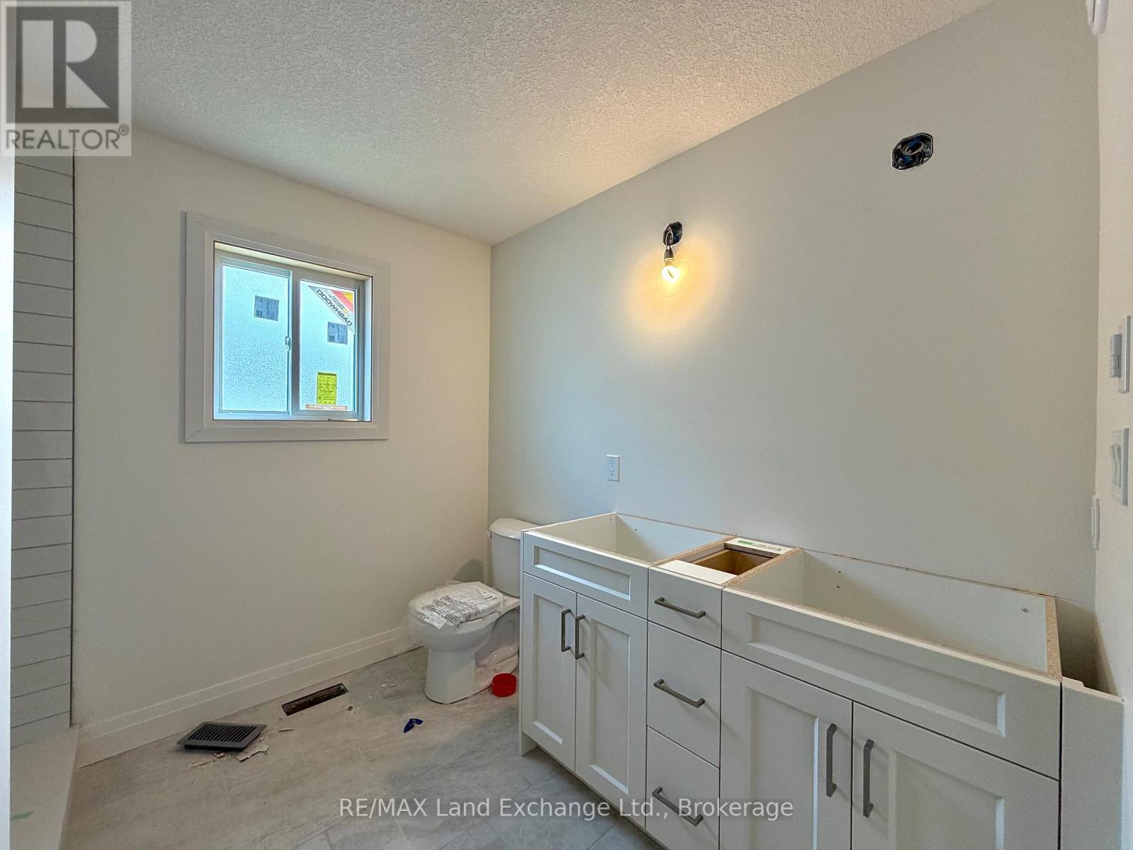 382 Frances Street, Saugeen Shores, Ontario  N0H 2C3 - Photo 15 - X13150696