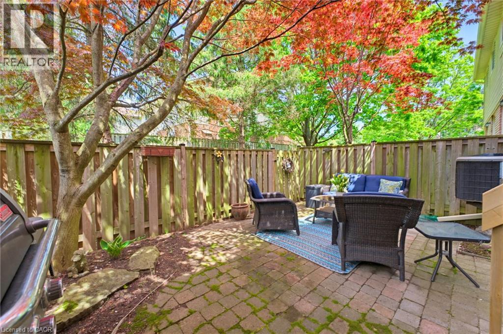 79 Braeheid Avenue Unit# 16, Waterdown, Ontario  L8B 0C6 - Photo 7 - 40831605