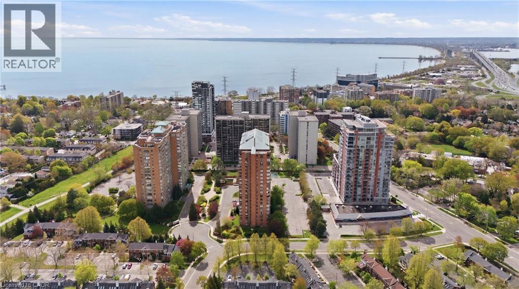 1270 Maple Crossing Boulevard Unit# 208, Burlington, Ontario  L7S 2J3 - Photo 3 - 40831718