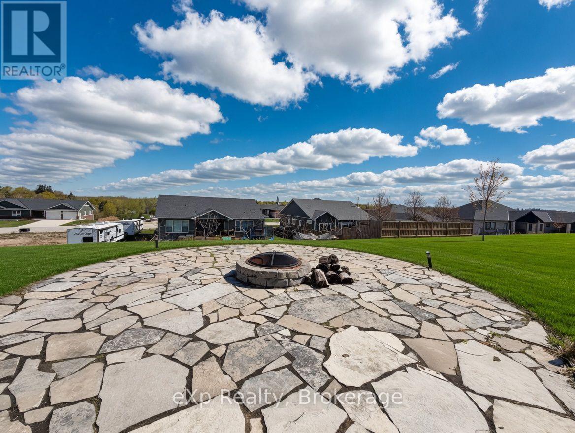 11 Noeckerville Hill Drive, South Bruce, Ontario  N0G 2J0 - Photo 24 - X13151152