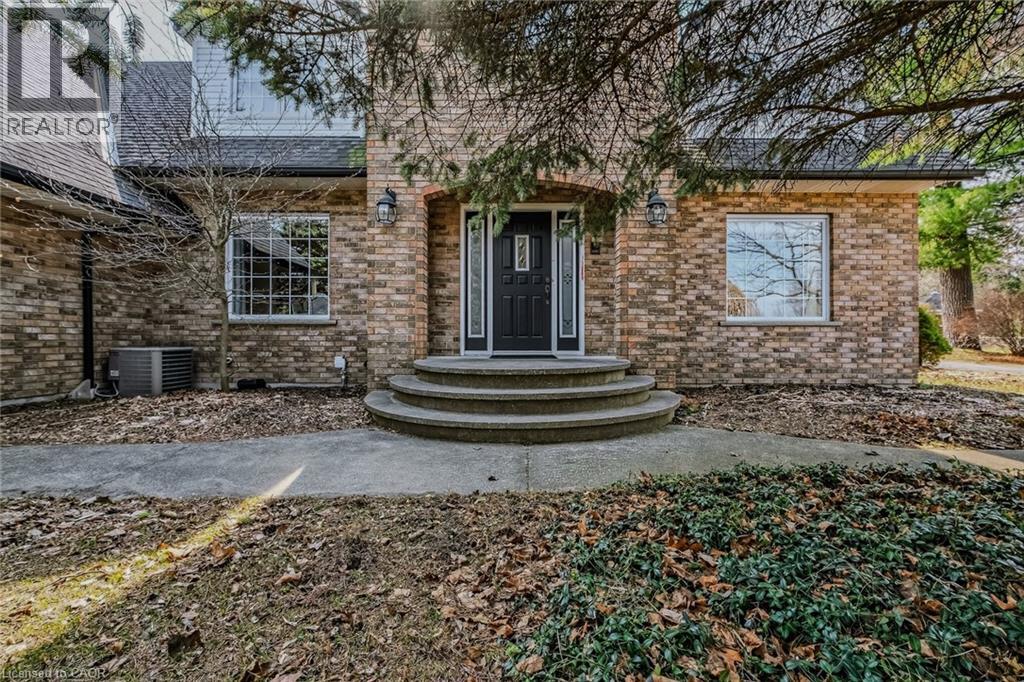208 Victoria Street, Simcoe, Ontario  N3Y 4K2 - Photo 3 - 40831655