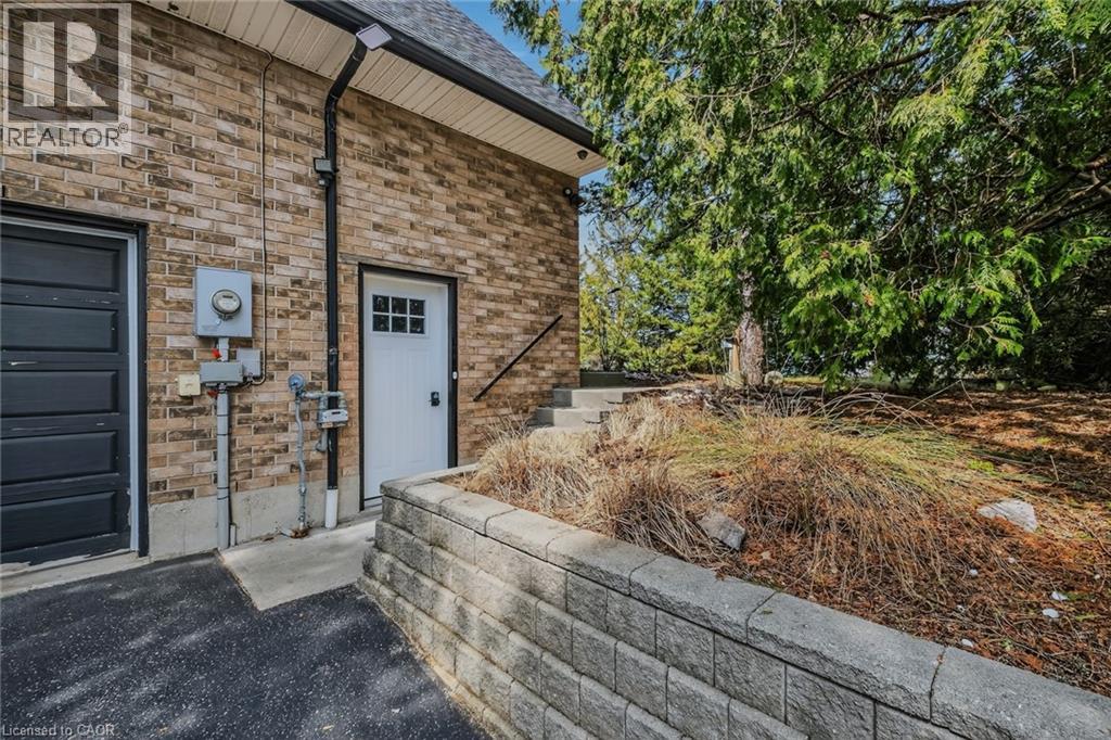 208 Victoria Street, Simcoe, Ontario  N3Y 4K2 - Photo 5 - 40831655