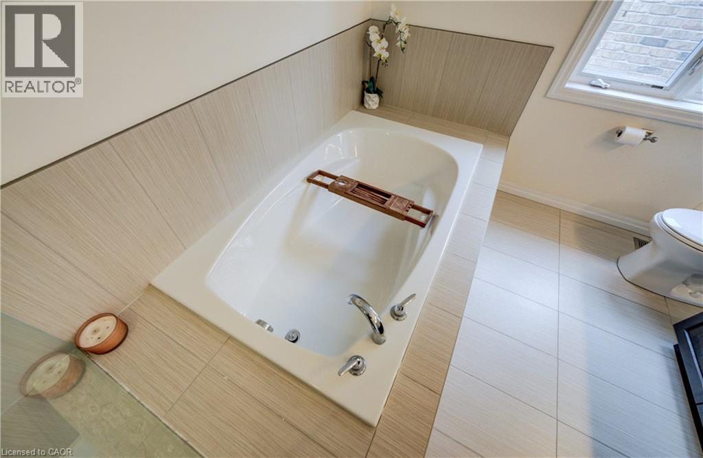 268 Evens Pond Crescent, Kitchener, Ontario  N2R 0B8 - Photo 30 - 40832002