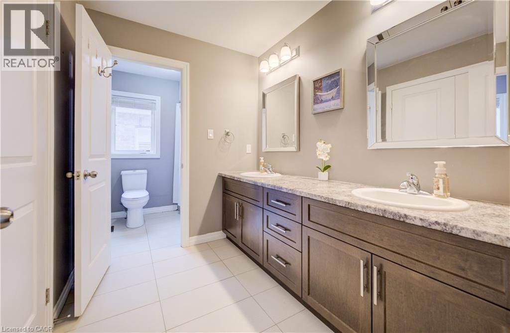 268 Evens Pond Crescent, Kitchener, Ontario  N2R 0B8 - Photo 35 - 40832002