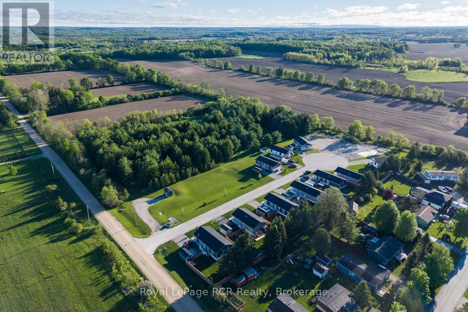 210 Spruce Drive, West Grey, Ontario  N4N 3B8 - Photo 4 - X13151600