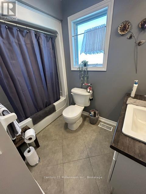 8 Kentucky Avenue, Wasaga Beach, Ontario  L9Z 3A8 - Photo 13 - S13152030