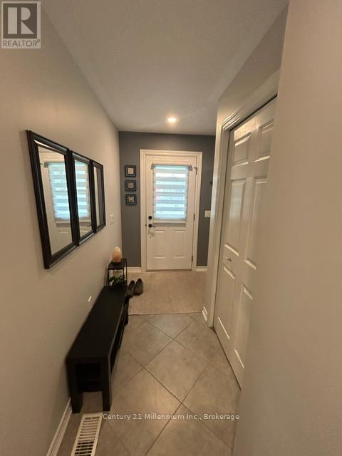 8 Kentucky Avenue, Wasaga Beach, Ontario  L9Z 3A8 - Photo 4 - S13152030