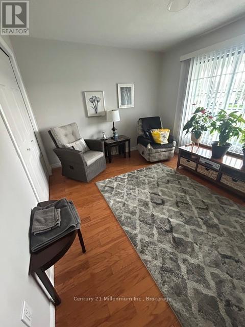 8 Kentucky Avenue, Wasaga Beach, Ontario  L9Z 3A8 - Photo 5 - S13152030