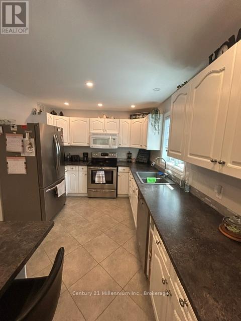 8 Kentucky Avenue, Wasaga Beach, Ontario  L9Z 3A8 - Photo 8 - S13152030