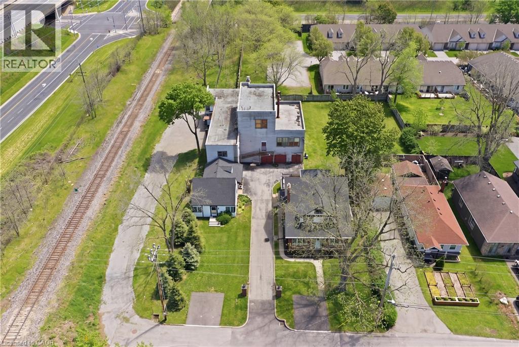 50-52 & 54 Park Road N, Grimsby, Ontario  L3M 2P3 - Photo 2 - 40831919