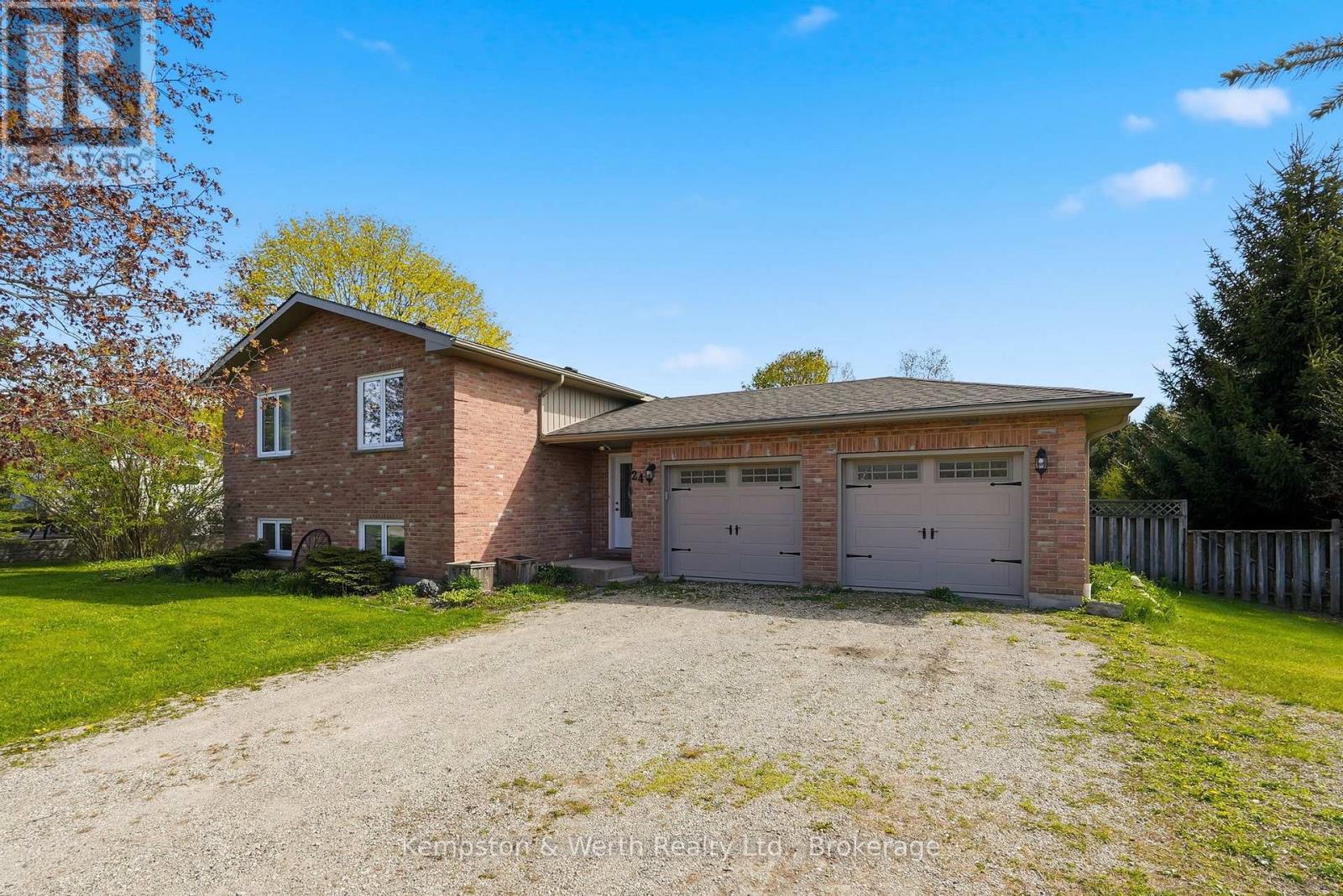 24 Jordan Drive, North Huron, Ontario  N0G 1E0 - Photo 2 - X13152278