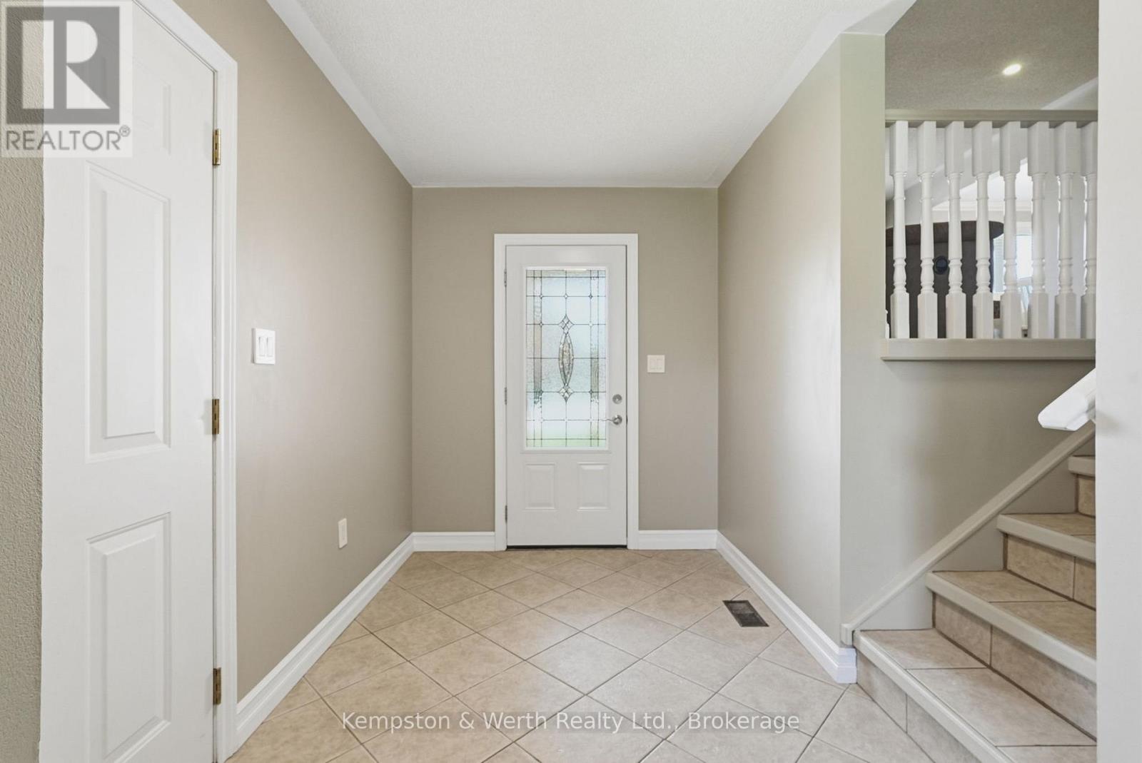 24 Jordan Drive, North Huron, Ontario  N0G 1E0 - Photo 3 - X13152278