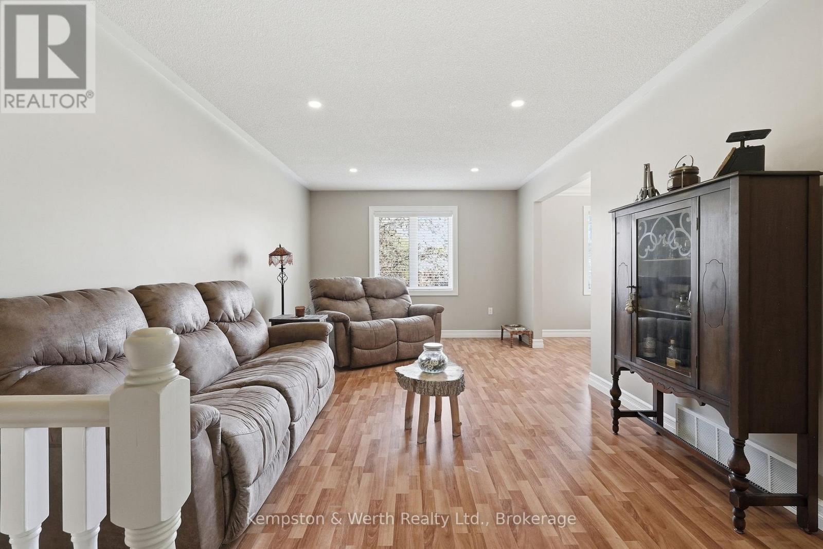 24 Jordan Drive, North Huron, Ontario  N0G 1E0 - Photo 5 - X13152278