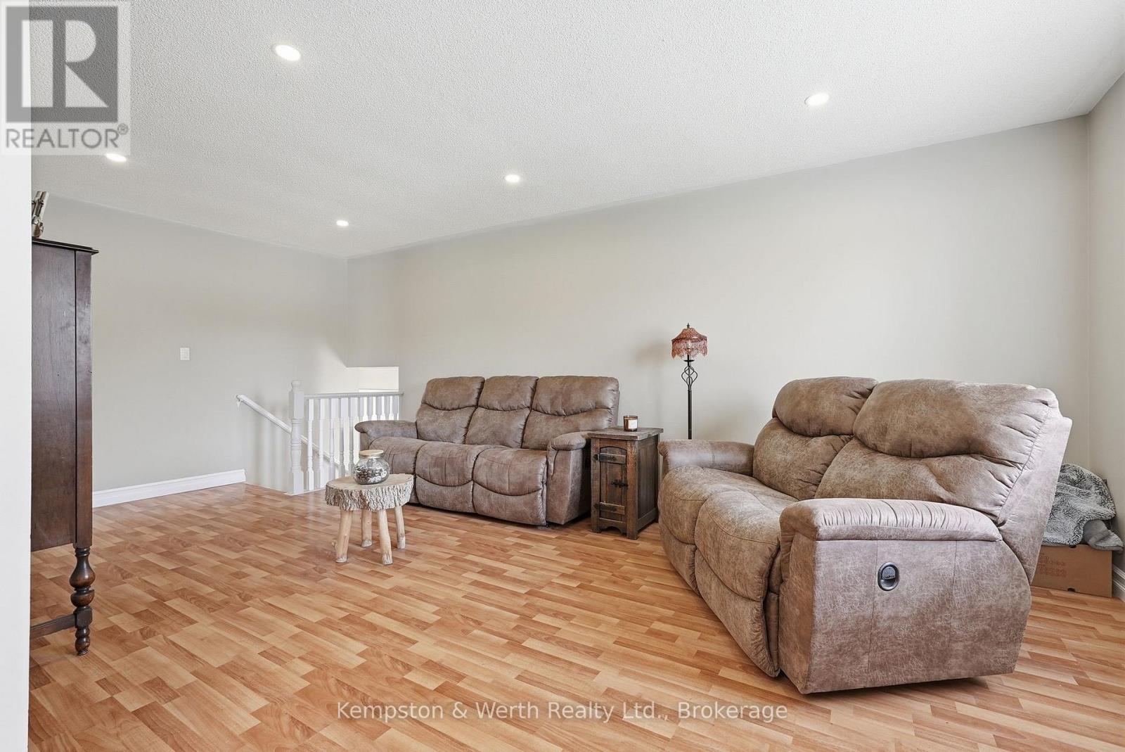 24 Jordan Drive, North Huron, Ontario  N0G 1E0 - Photo 7 - X13152278