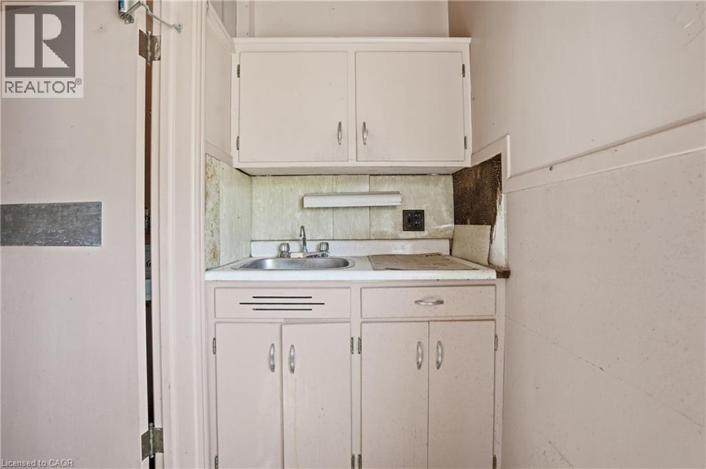 50-52 & 54 Park Road N, Grimsby, Ontario  L3M 2P3 - Photo 14 - 40831901
