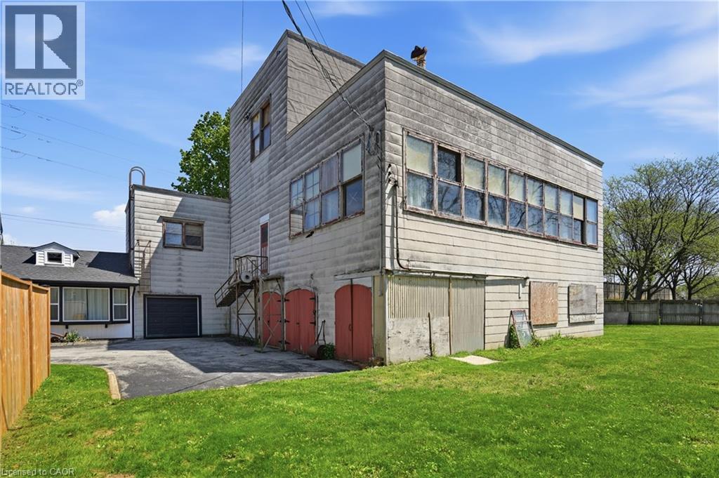 50-52 & 54 Park Road N, Grimsby, Ontario  L3M 2P3 - Photo 3 - 40831901