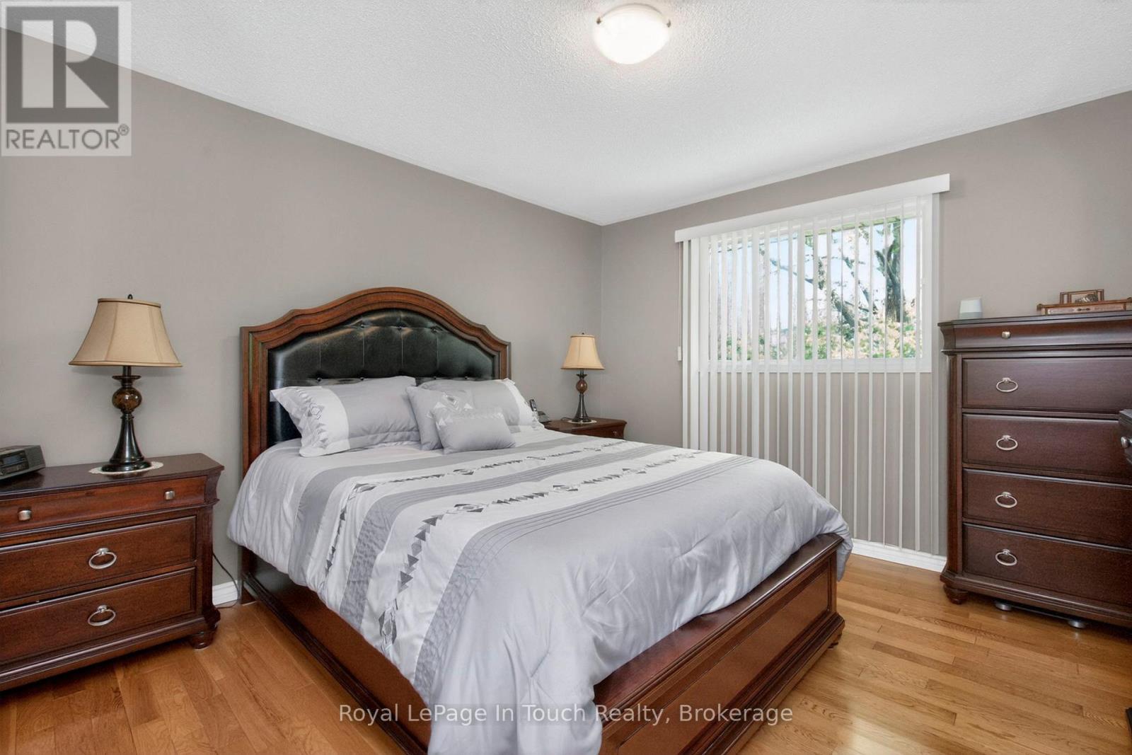 101 Peel Street, Penetanguishene, Ontario  L9M 1C3 - Photo 13 - S13152392
