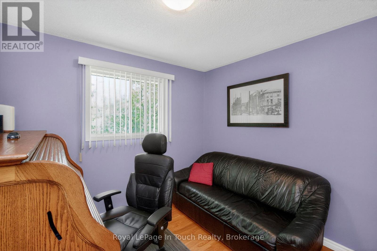 101 Peel Street, Penetanguishene, Ontario  L9M 1C3 - Photo 18 - S13152392