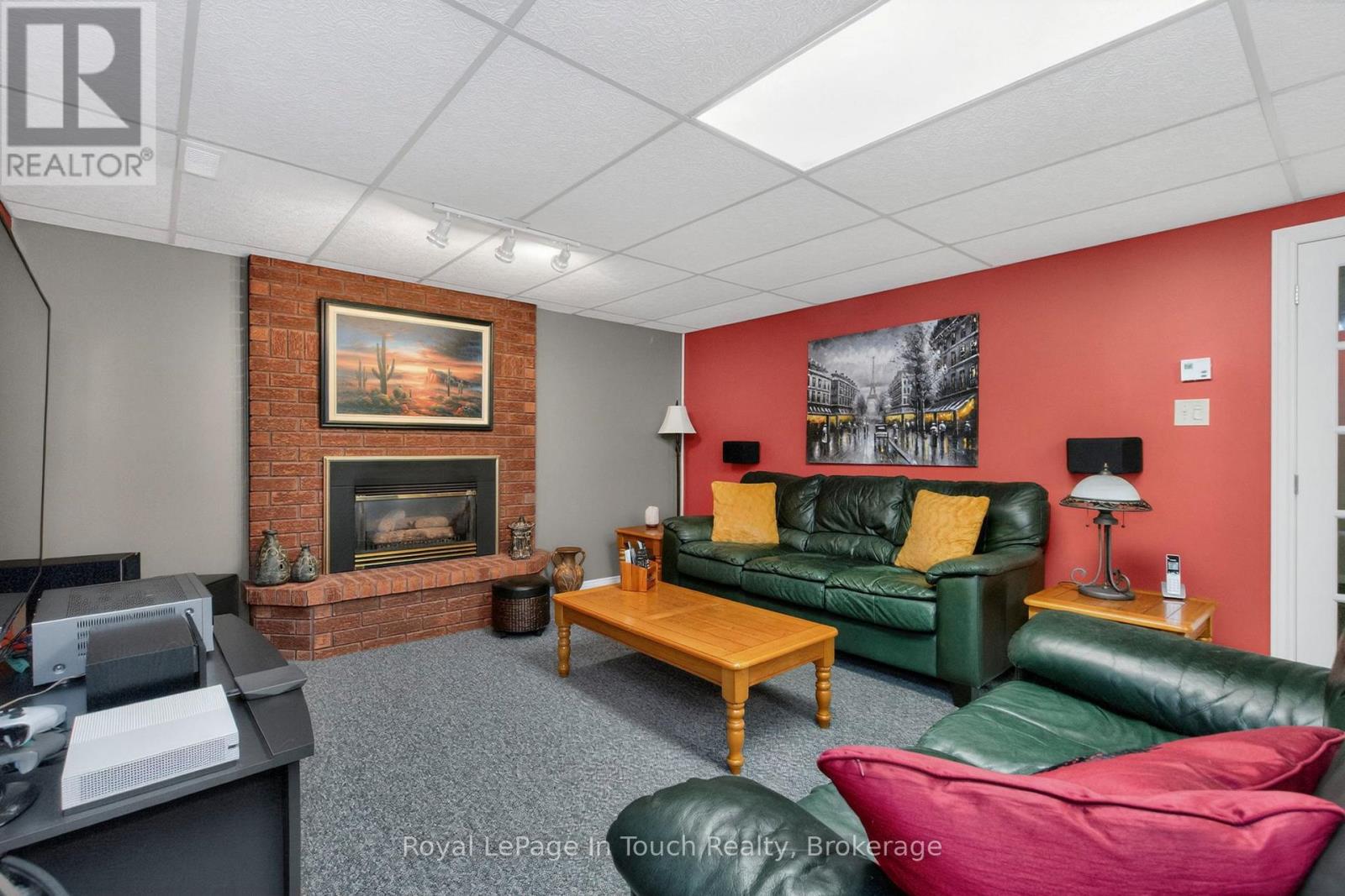 101 Peel Street, Penetanguishene, Ontario  L9M 1C3 - Photo 32 - S13152392