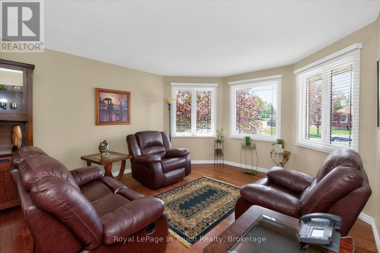 101 Peel Street, Penetanguishene, Ontario  L9M 1C3 - Photo 9 - S13152392