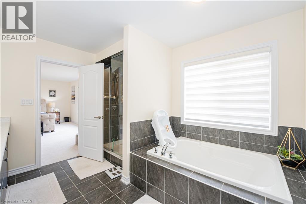 22 Oaktree Drive, Caledonia, Ontario  N3W 0E6 - Photo 27 - 40831251