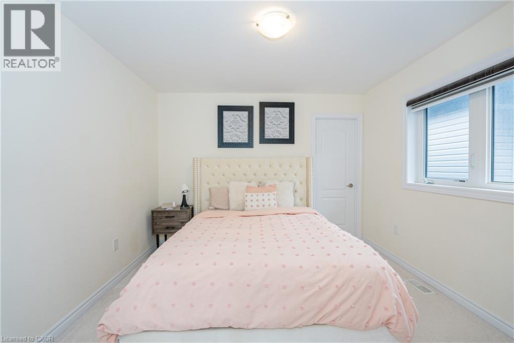 22 Oaktree Drive, Caledonia, Ontario  N3W 0E6 - Photo 34 - 40831251