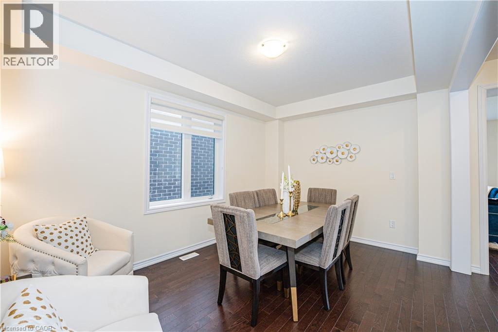 22 Oaktree Drive, Caledonia, Ontario  N3W 0E6 - Photo 6 - 40831251