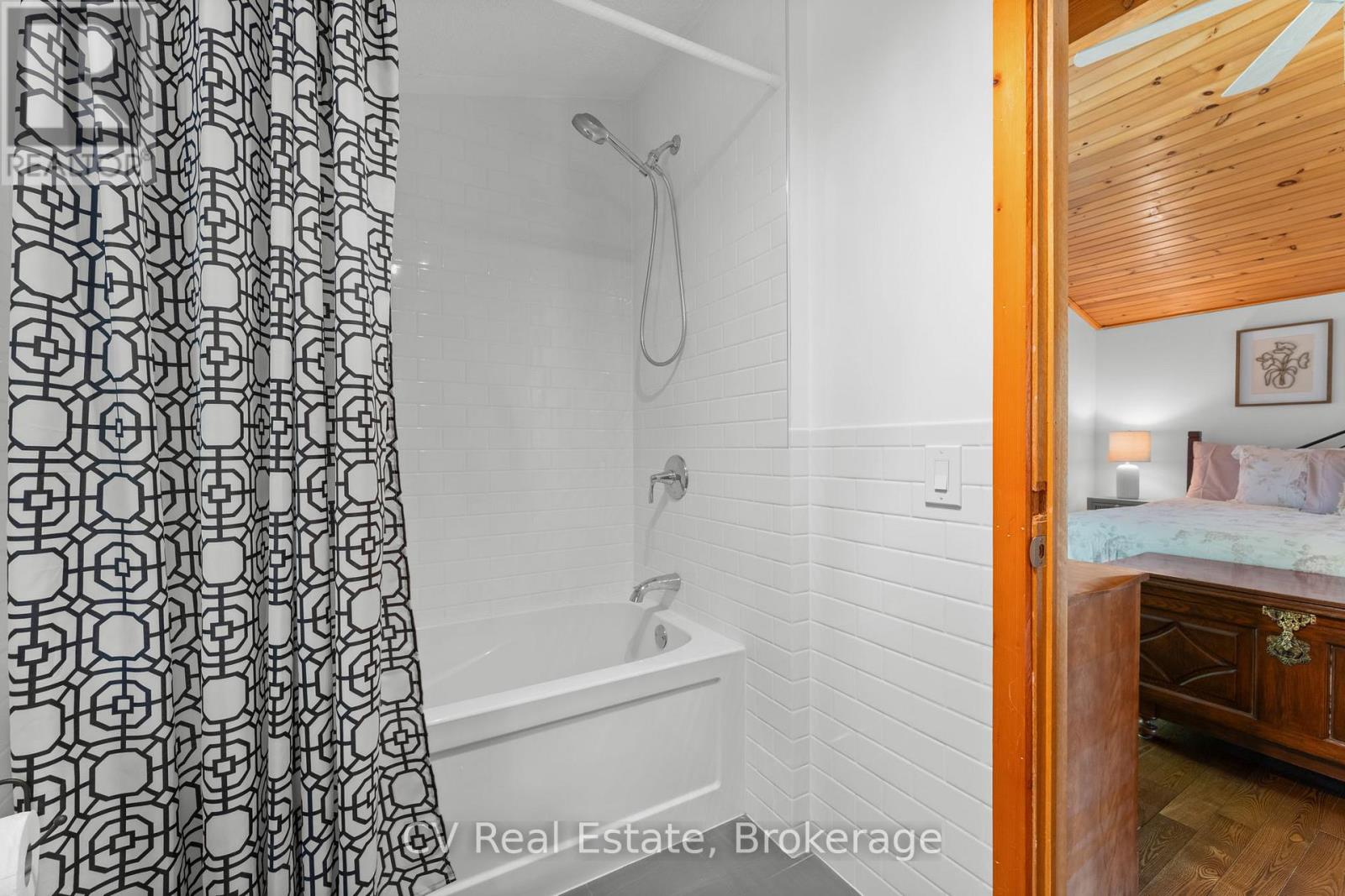 1292 Port Cunnington Road, Lake Of Bays, Ontario  P0A 1H0 - Photo 18 - X13152730