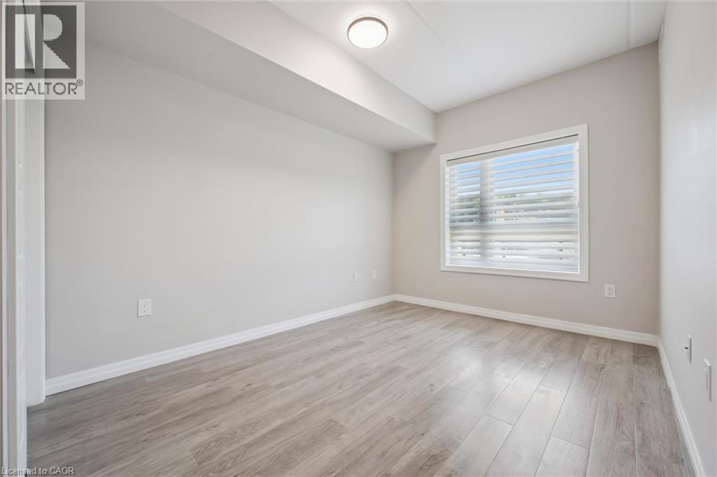 35 Kingsbury Square Unit# 214, Guelph, Ontario  N1L 0J4 - Photo 26 - 40832088