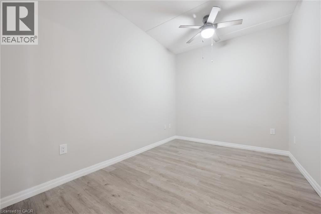 35 Kingsbury Square Unit# 214, Guelph, Ontario  N1L 0J4 - Photo 28 - 40832088