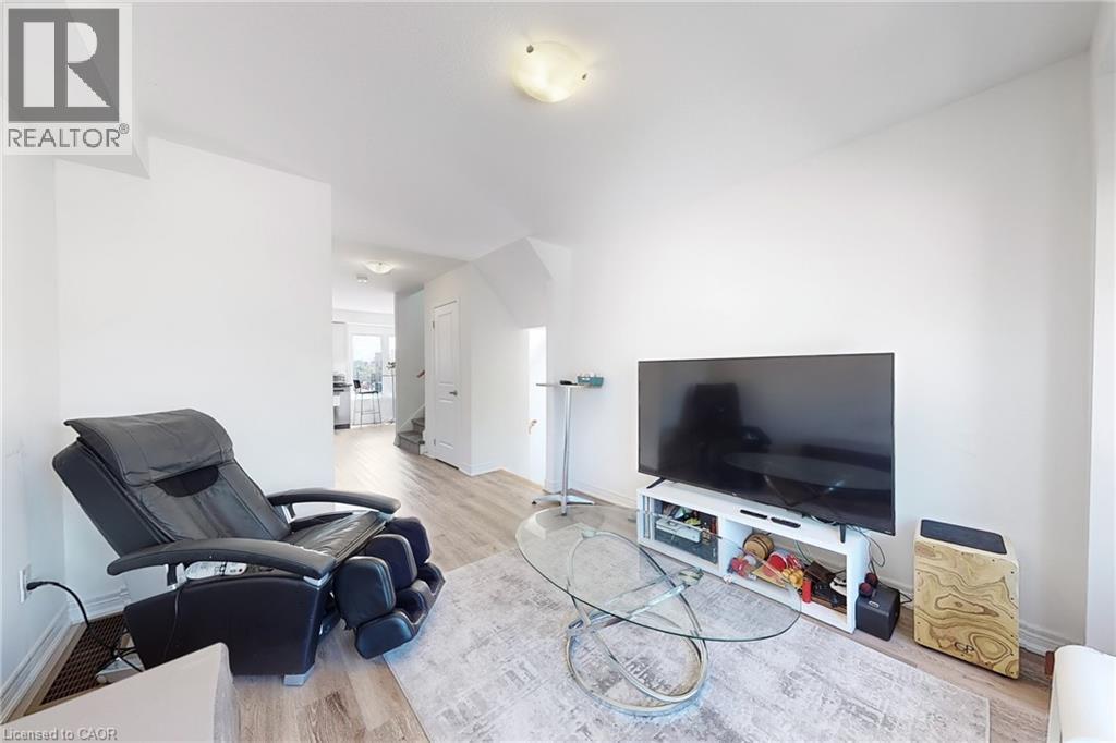 2 Reid Avenue N, Hamilton, Ontario  L8H 0B5 - Photo 6 - 40832105