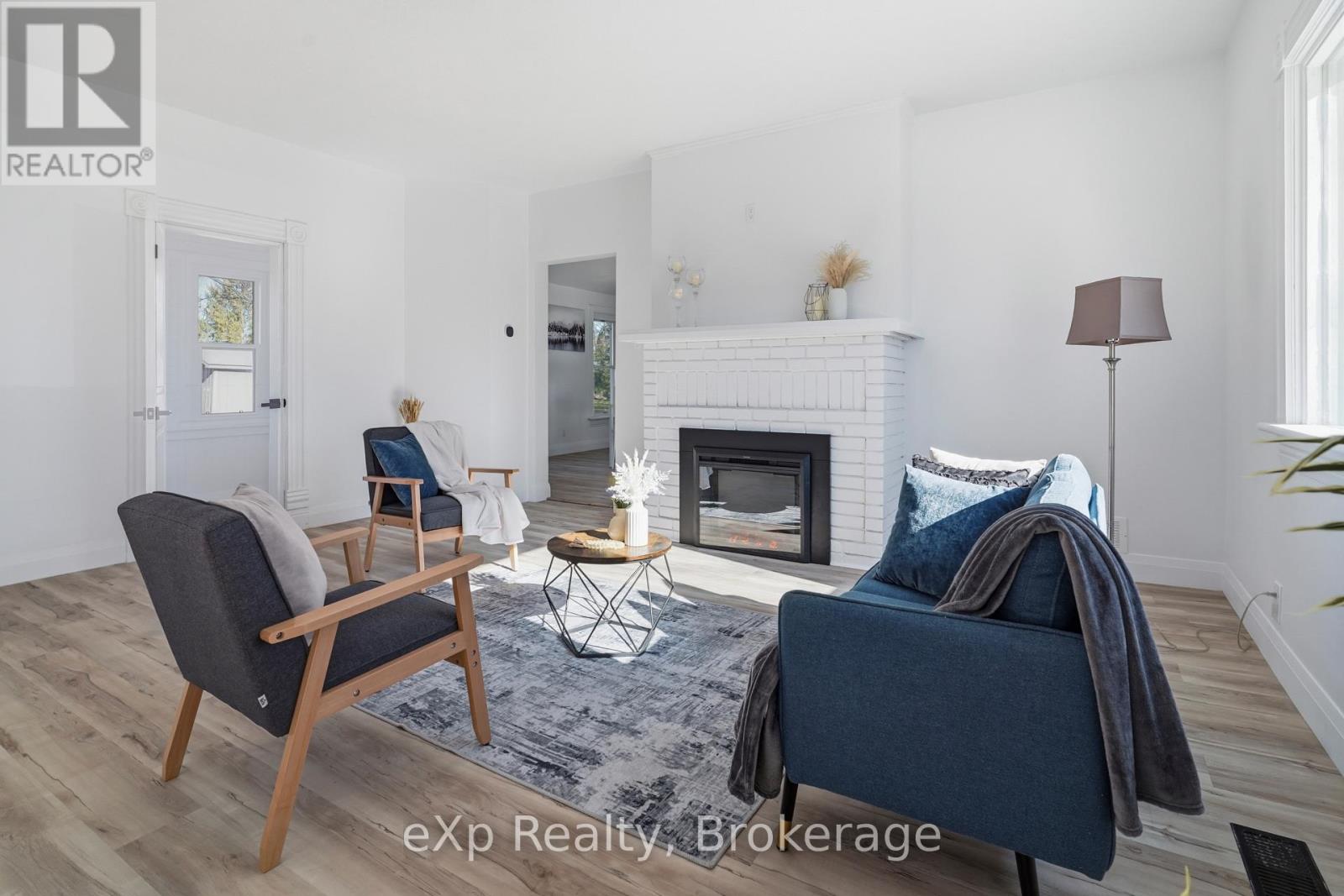 192 William Street W, North Middlesex, Ontario  N0M 2K0 - Photo 12 - X13152950