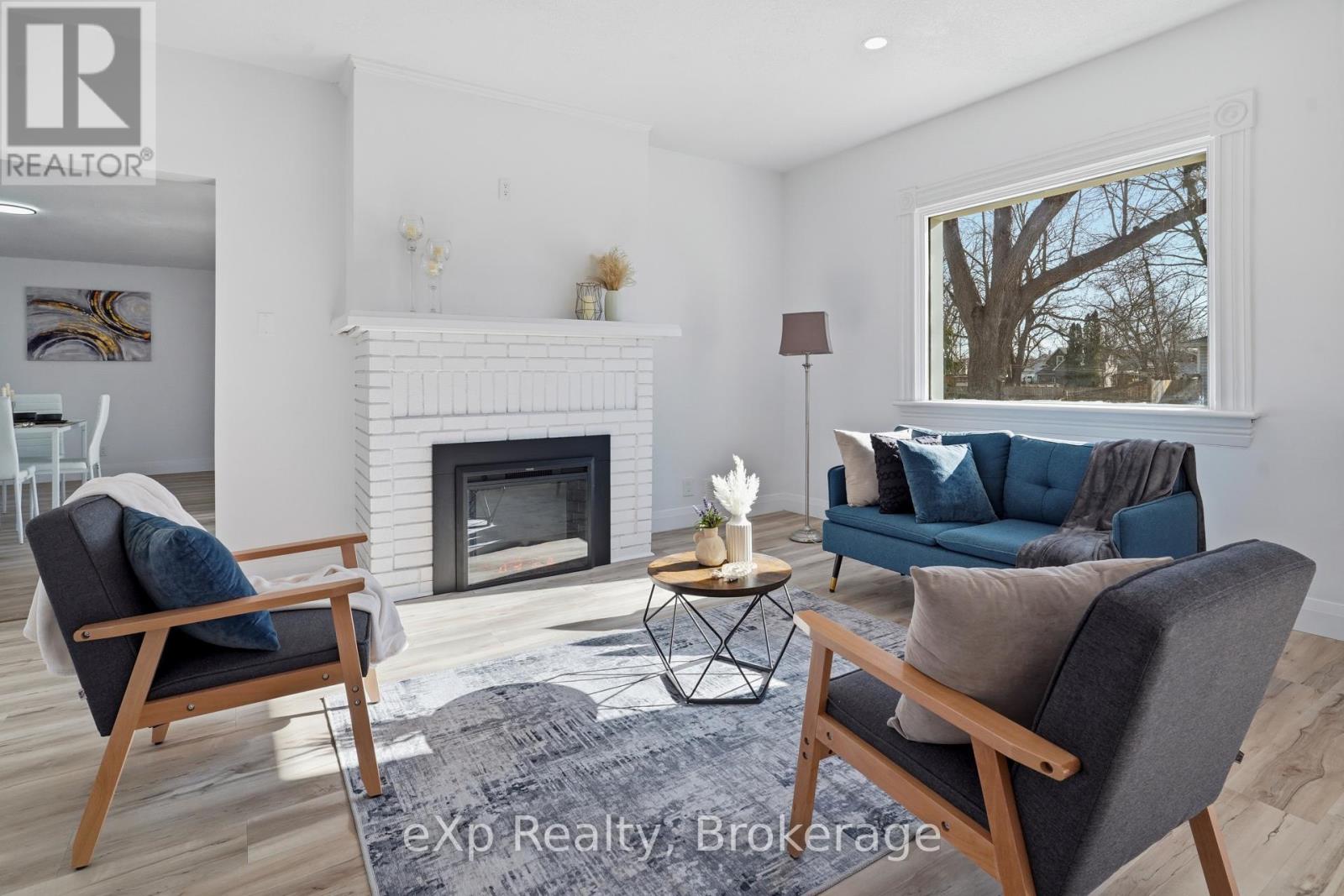 192 William Street W, North Middlesex, Ontario  N0M 2K0 - Photo 13 - X13152950