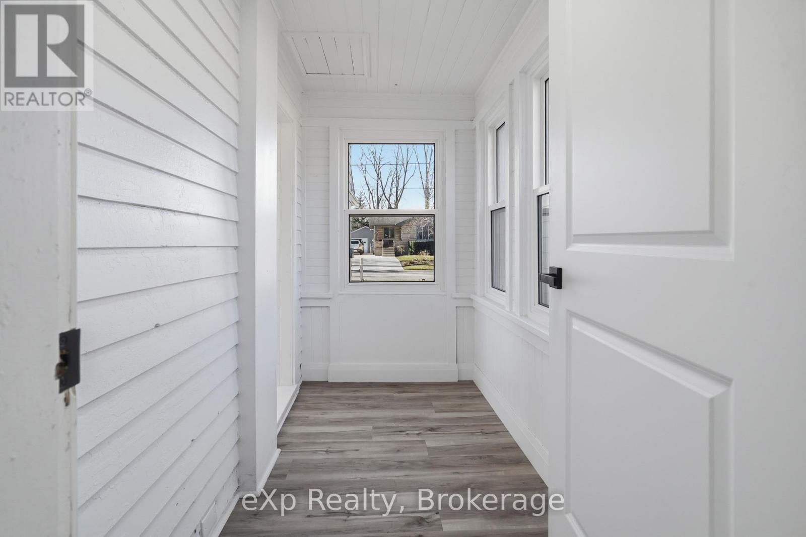 192 William Street W, North Middlesex, Ontario  N0M 2K0 - Photo 16 - X13152950