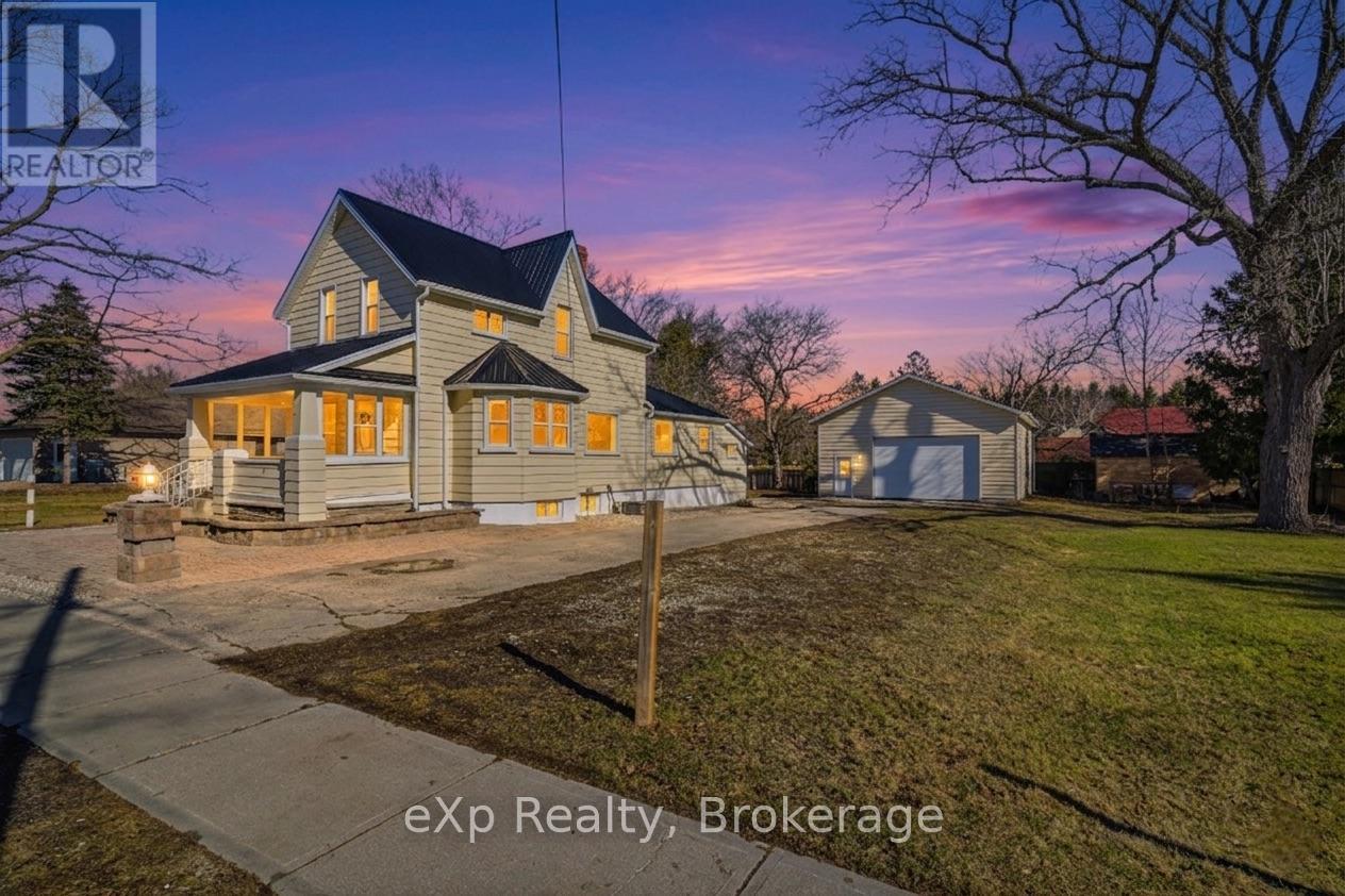192 William Street W, North Middlesex, Ontario  N0M 2K0 - Photo 2 - X13152950