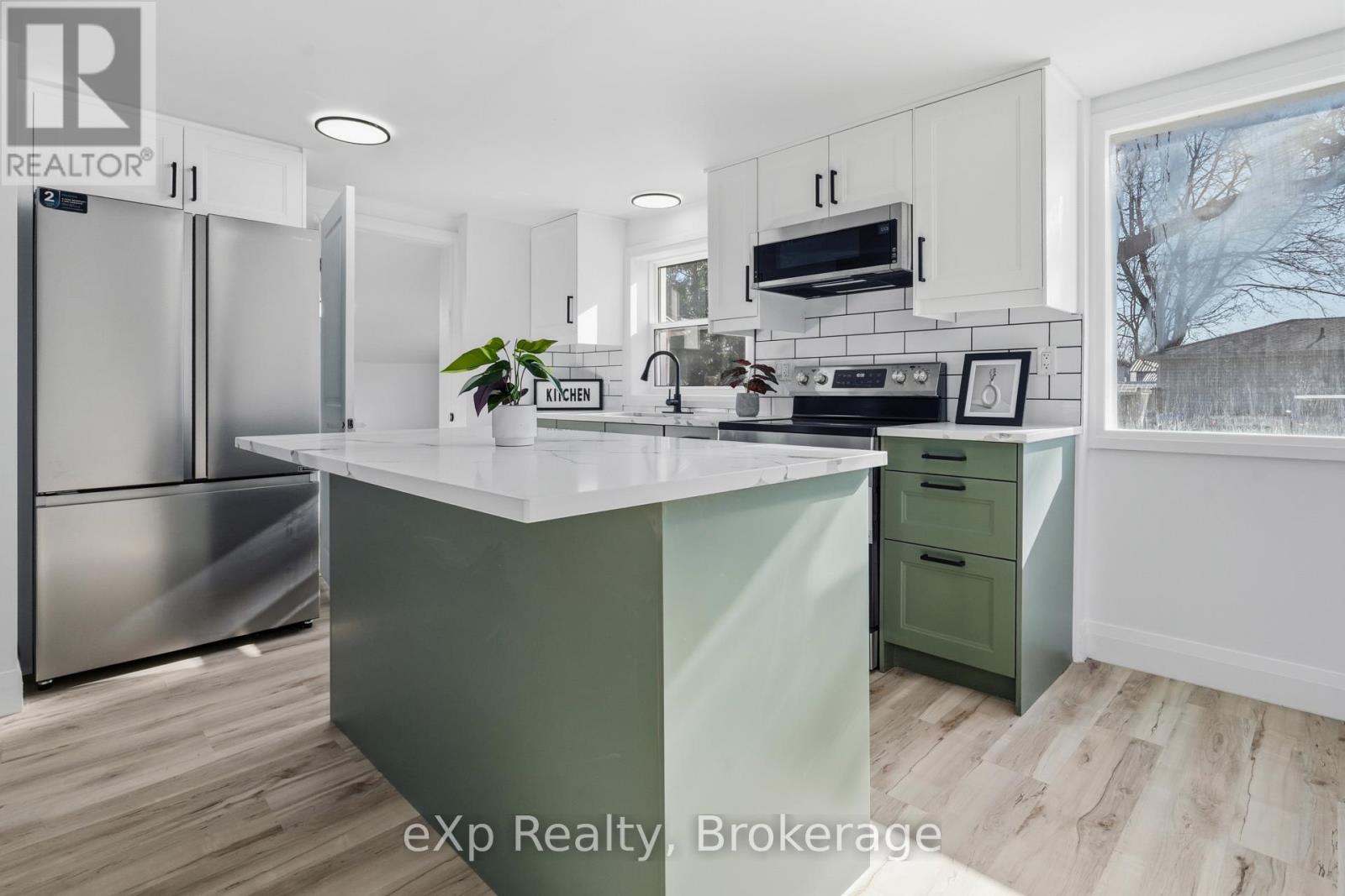 192 William Street W, North Middlesex, Ontario  N0M 2K0 - Photo 23 - X13152950