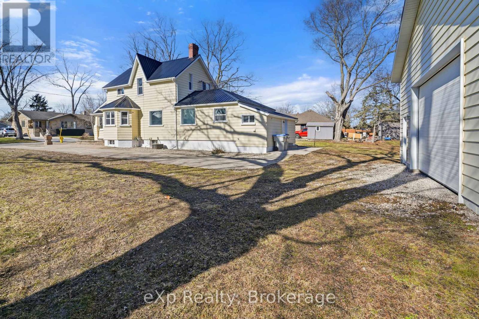 192 William Street W, North Middlesex, Ontario  N0M 2K0 - Photo 42 - X13152950
