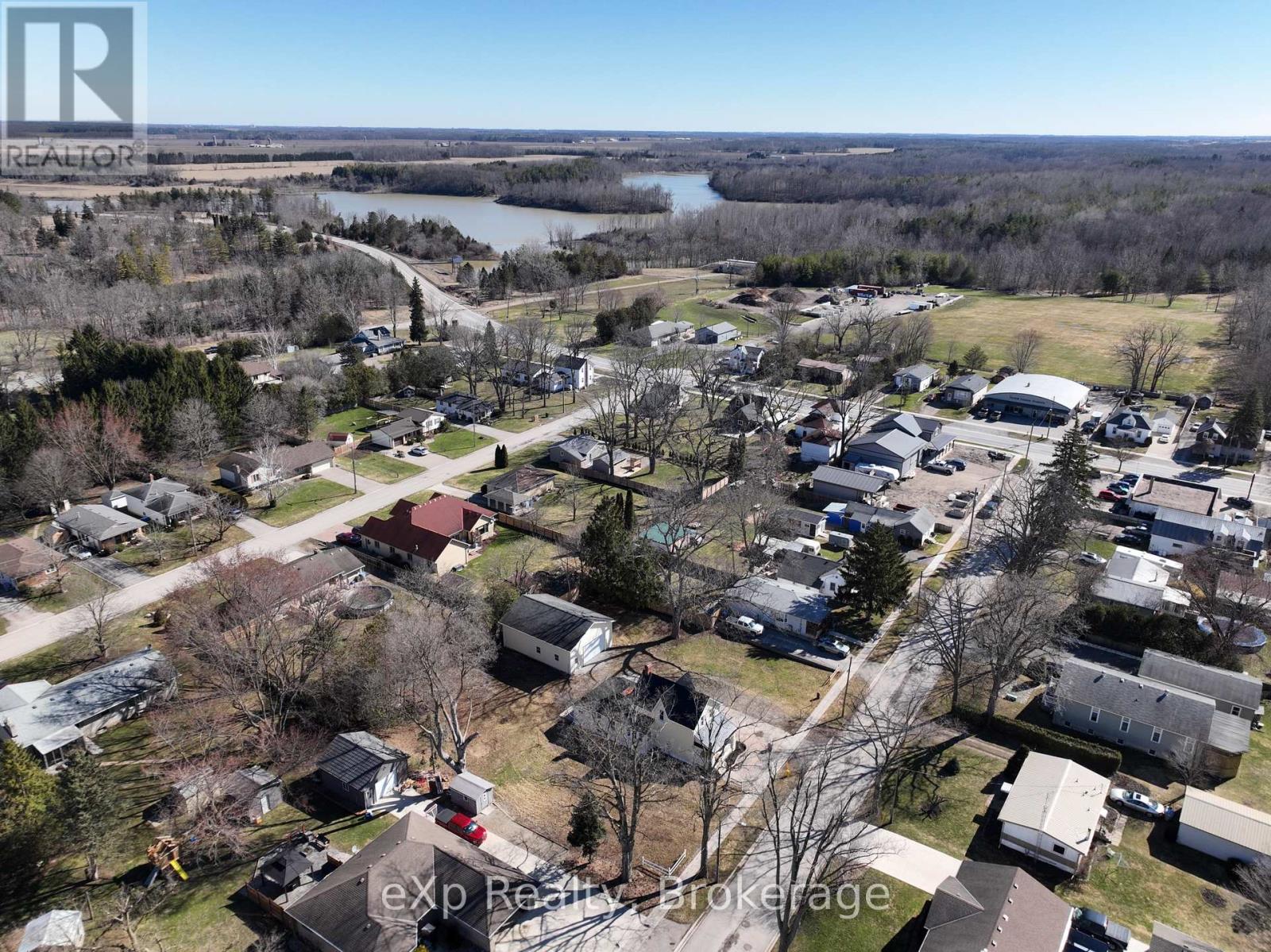 192 William Street W, North Middlesex, Ontario  N0M 2K0 - Photo 48 - X13152950