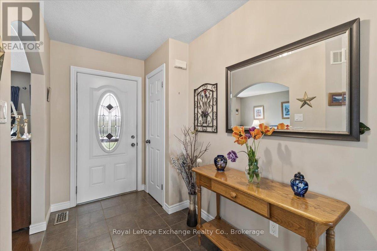 801 Troys Trail, Huron-Kinloss, Ontario  N2Z 0C1 - Photo 4 - X13152998
