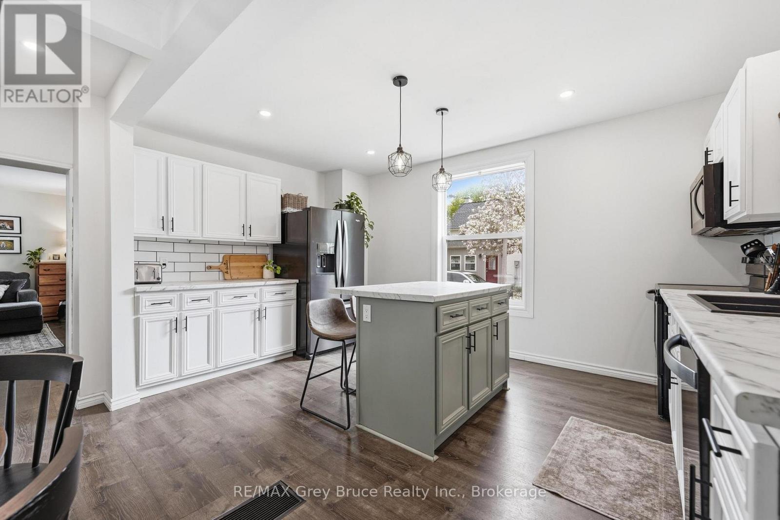 230 2nd Avenue Se, Arran-Elderslie, Ontario  N0G 1L0 - Photo 13 - X13153012