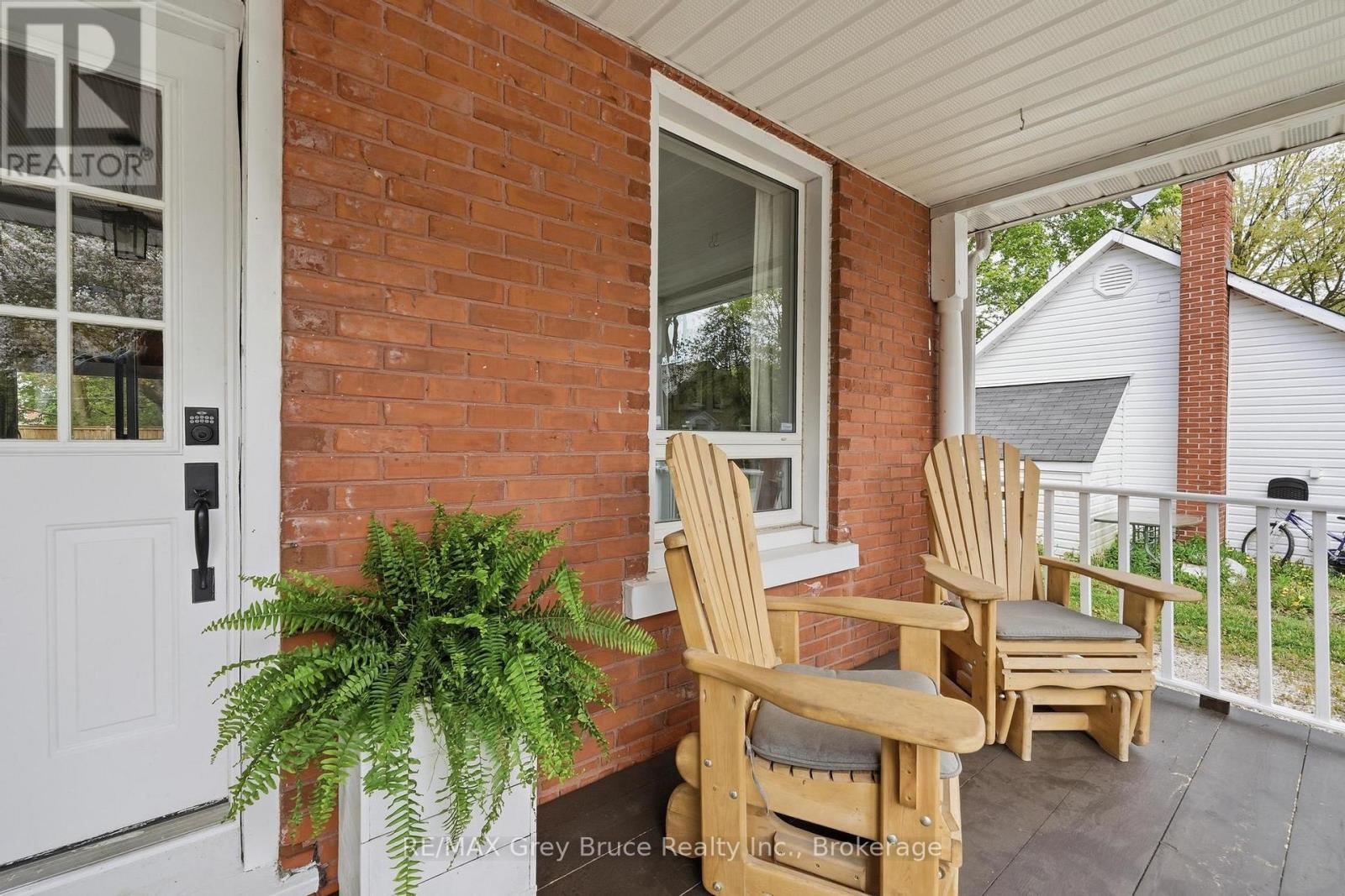 230 2nd Avenue Se, Arran-Elderslie, Ontario  N0G 1L0 - Photo 5 - X13153012