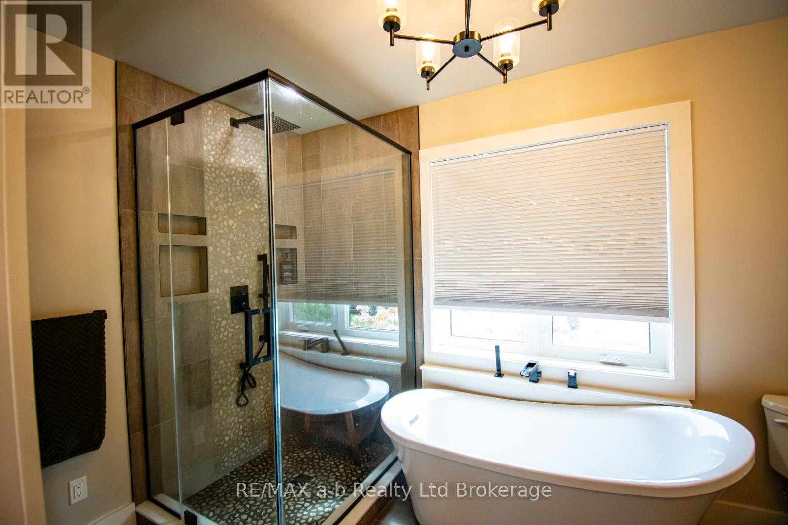3 Belfast Circle, Tillsonburg, Ontario  N4G 5G3 - Photo 20 - X13153046