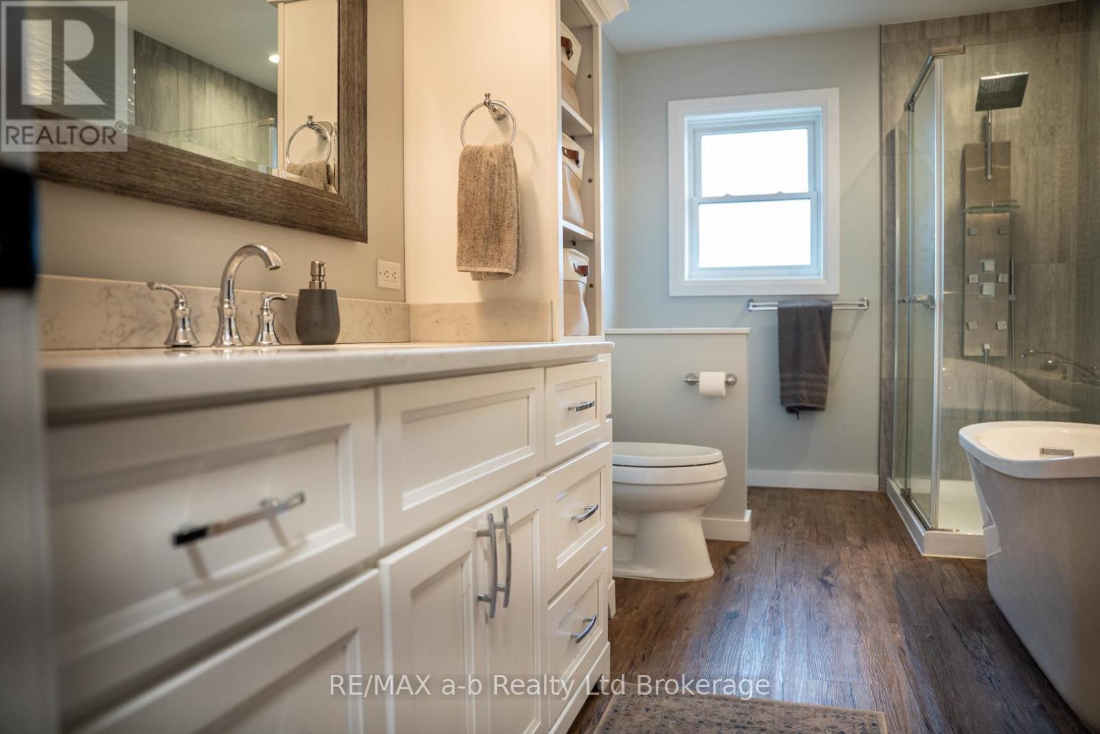 3 Belfast Circle, Tillsonburg, Ontario  N4G 5G3 - Photo 22 - X13153046